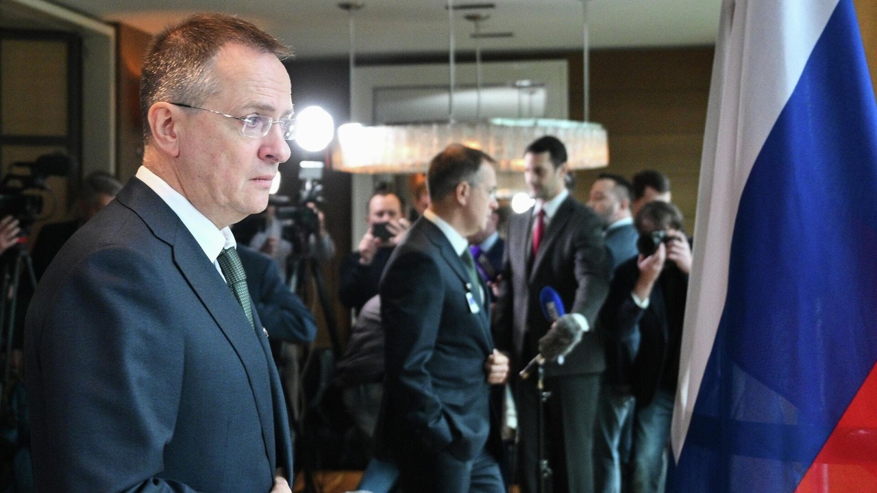 Переговоры между Россией, Украиной и Соединенны...