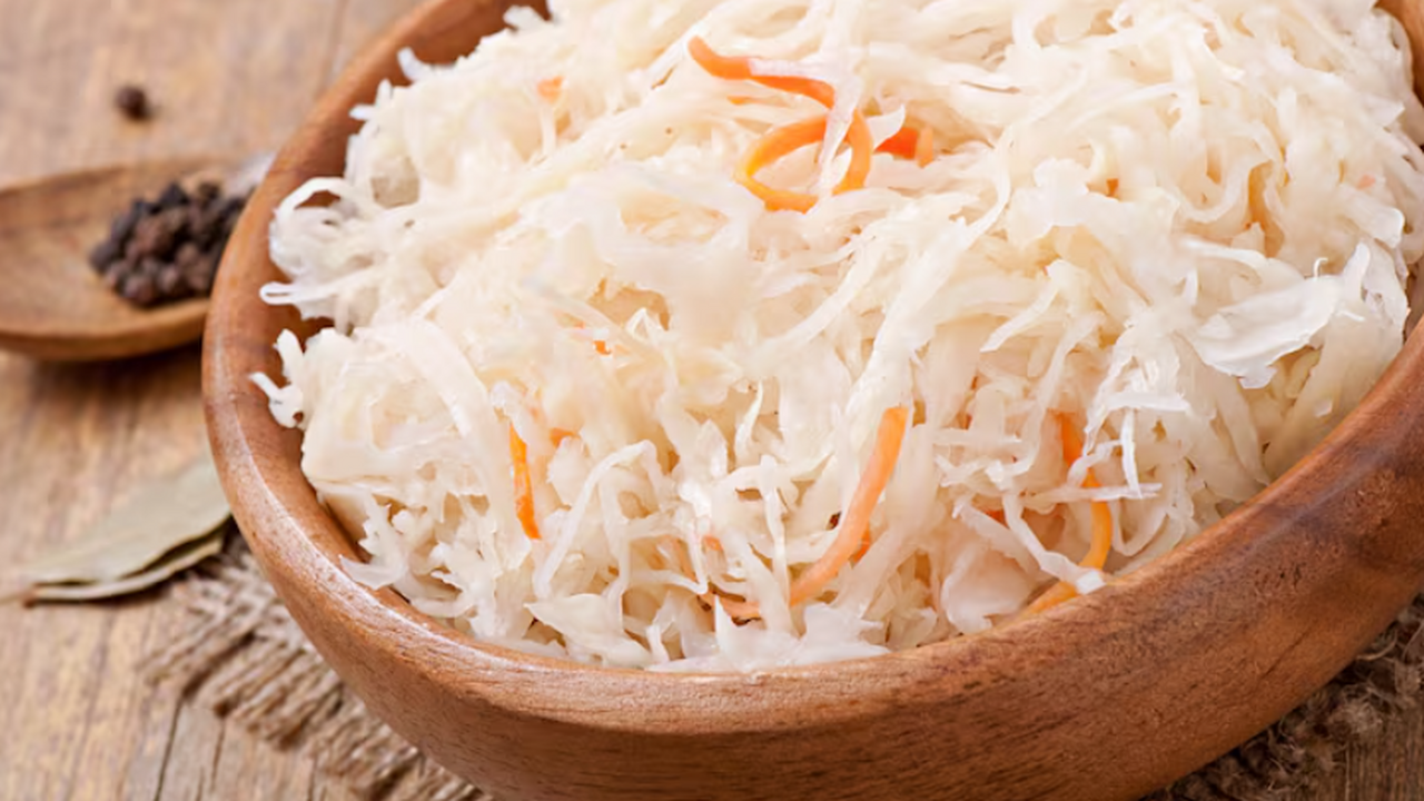 Капусту квашу в ноябре только в эти дни — и исключительно так: делюсь любимым рецептом из поваренной книги СССР Квашение капусты в ноябре 2025: лунный календар...