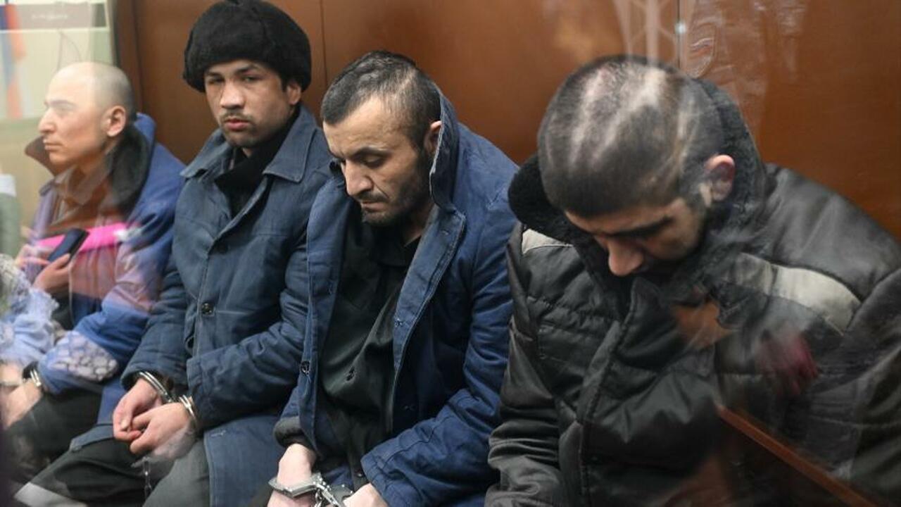 Мосгорсуд приговорил к пожизненному лишению сво...