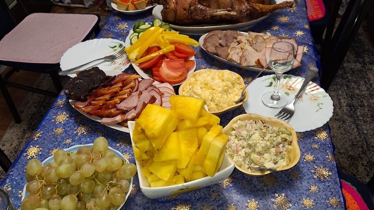 Планирование новогоднего меню: анализ популярно...