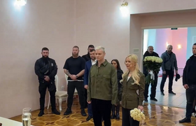 Шаман и Мизулина зарегистрировали брак в Донецке