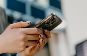 Роскомнадзор допустил полную блокировку WhatsApp*